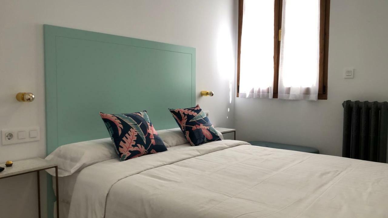 לאון Suites Casa Luben מראה חיצוני תמונה